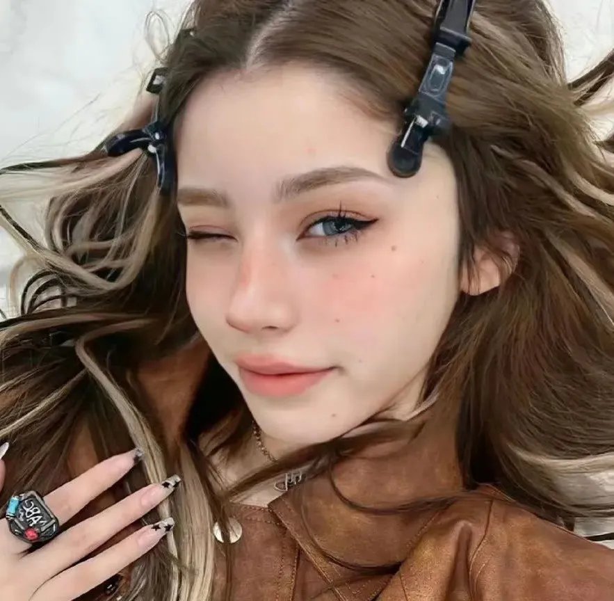 他与他的正经男友
